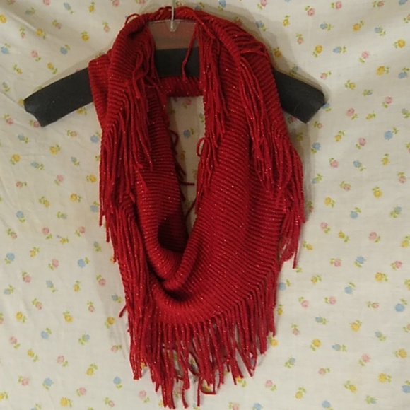Scarf - Picture 1 of 5